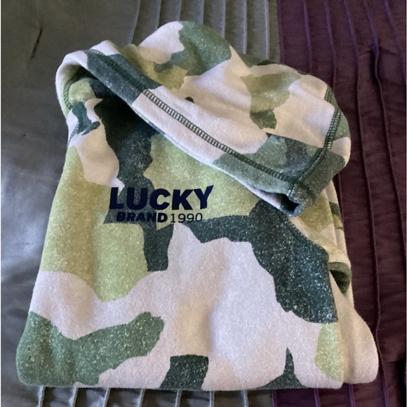 Lucky Brand Other - Lucky sweater - boys size 14/16